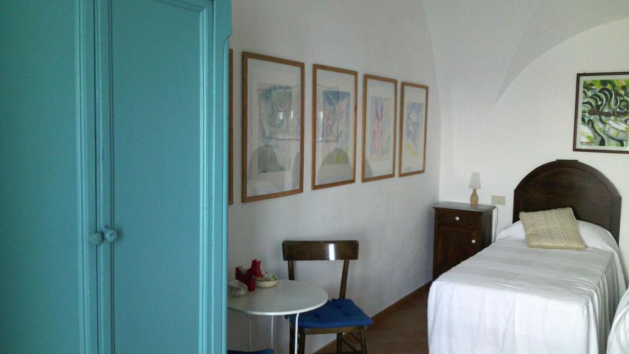 I Cinque Sensi Bed & Breakfast อีสเกีย ภายนอก รูปภาพ